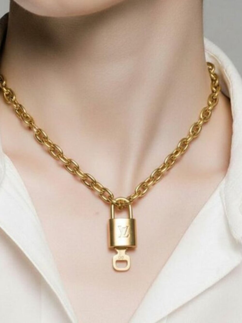 18K Gold-Plated Necklace with Authentic Louis Vuitton Padlock - Picture 1 of 12